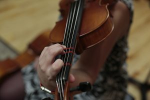 viola proper finger placement